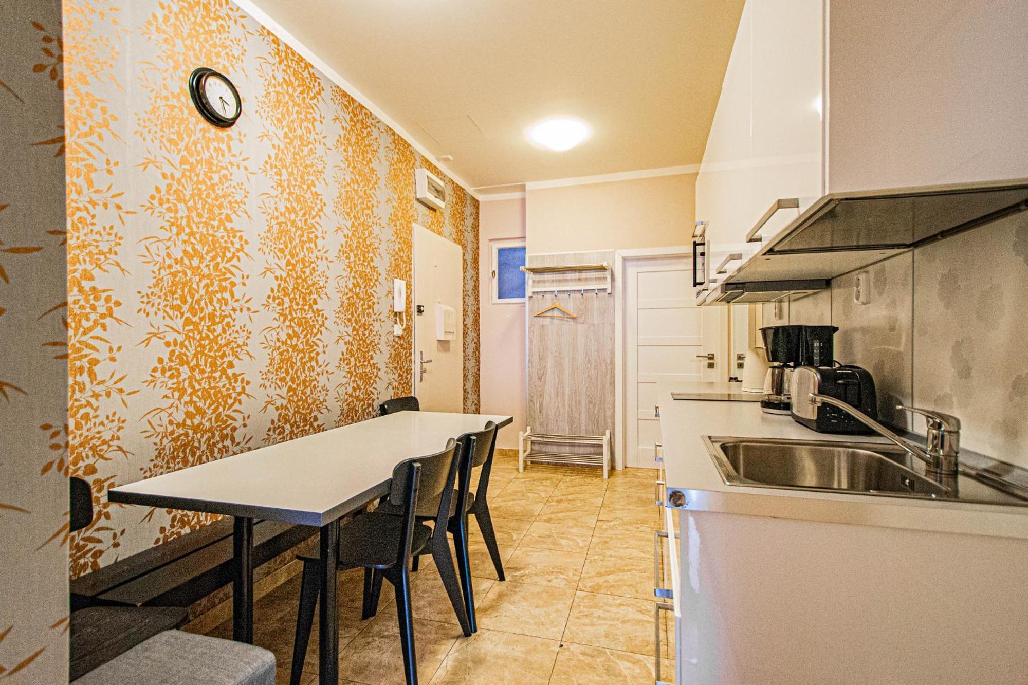 Old Town Rybna Apt By Ruterra Prag Exteriör bild