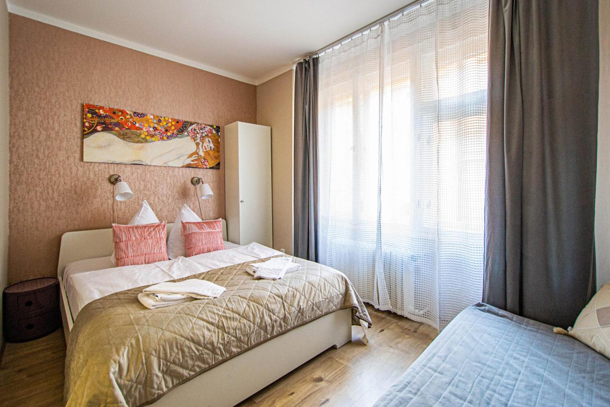 Old Town Rybna Apt By Ruterra Prag Exteriör bild