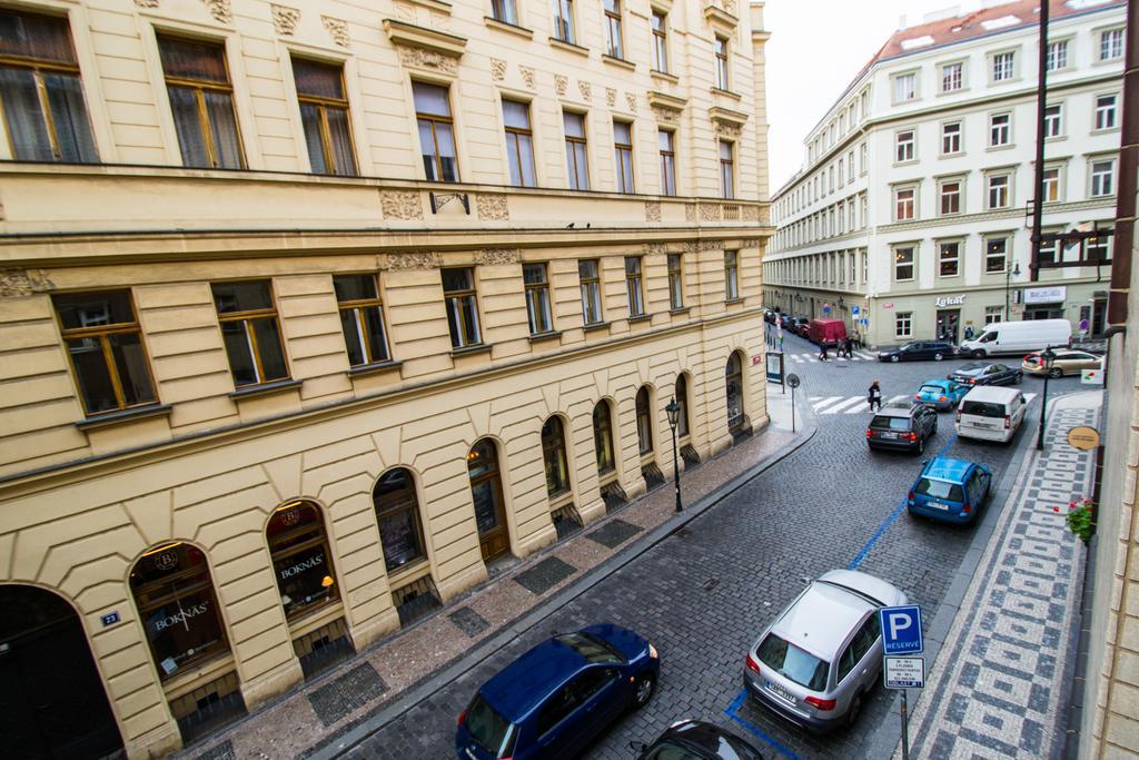 Old Town Rybna Apt By Ruterra Prag Exteriör bild